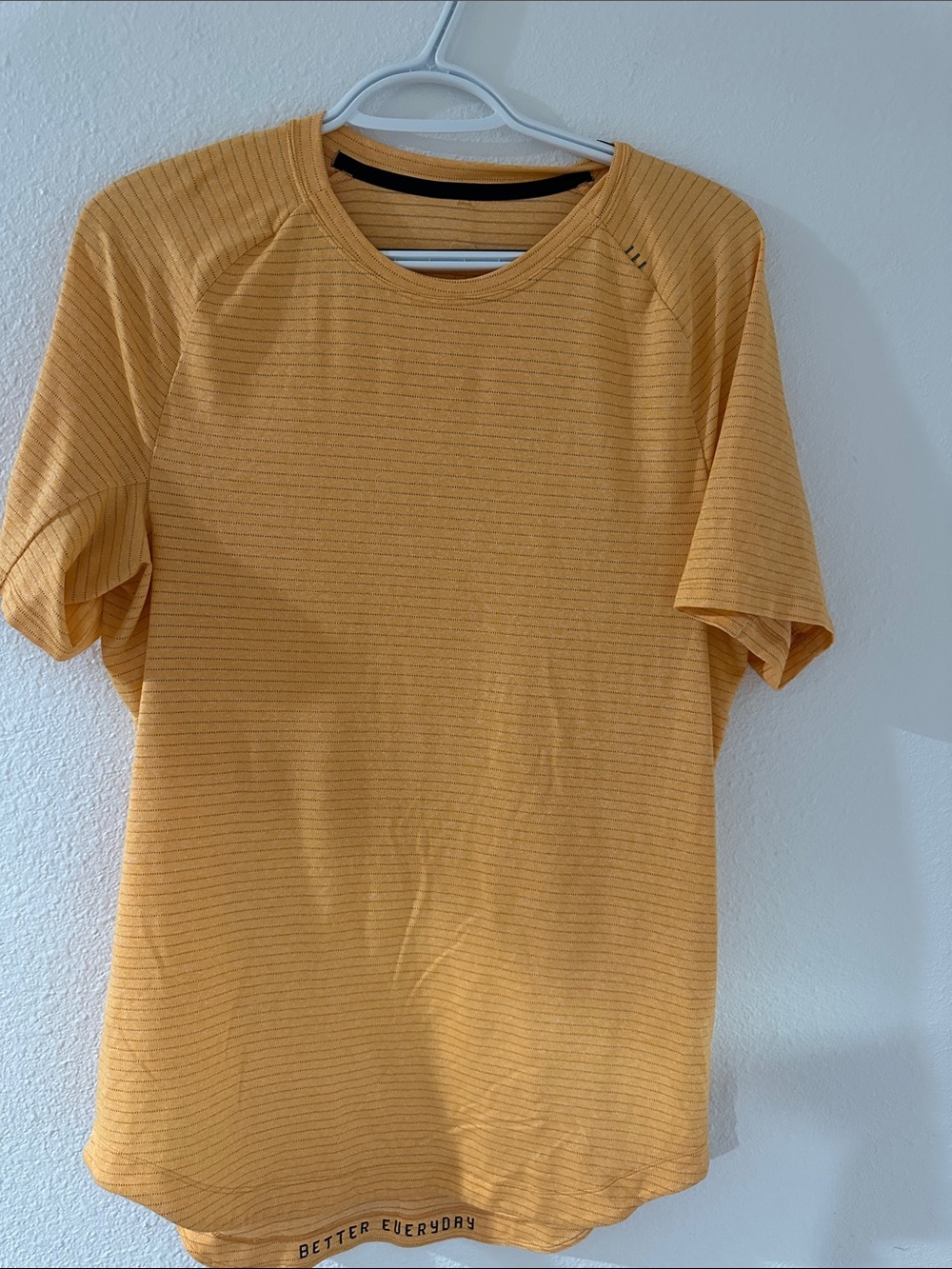 lululemon athletica Men's Short Sleeve Tee in Orange